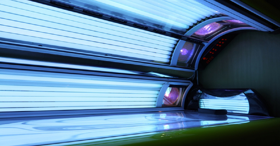 5 Things You Actually Do In The Tanning Bed
