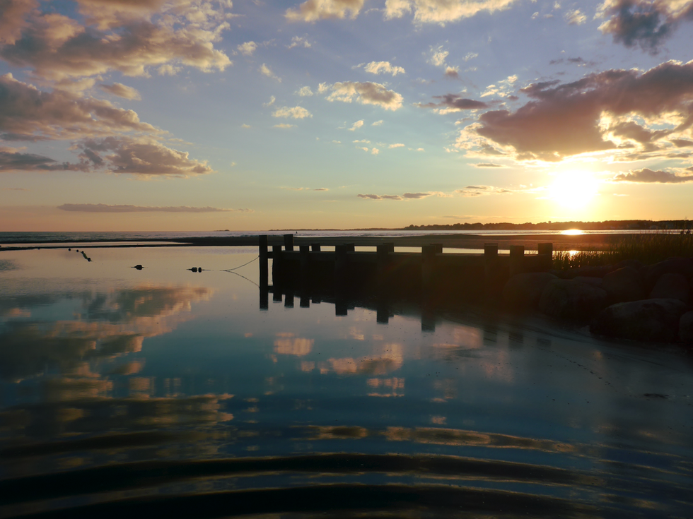 12 Realities Of Living In A Beach Town