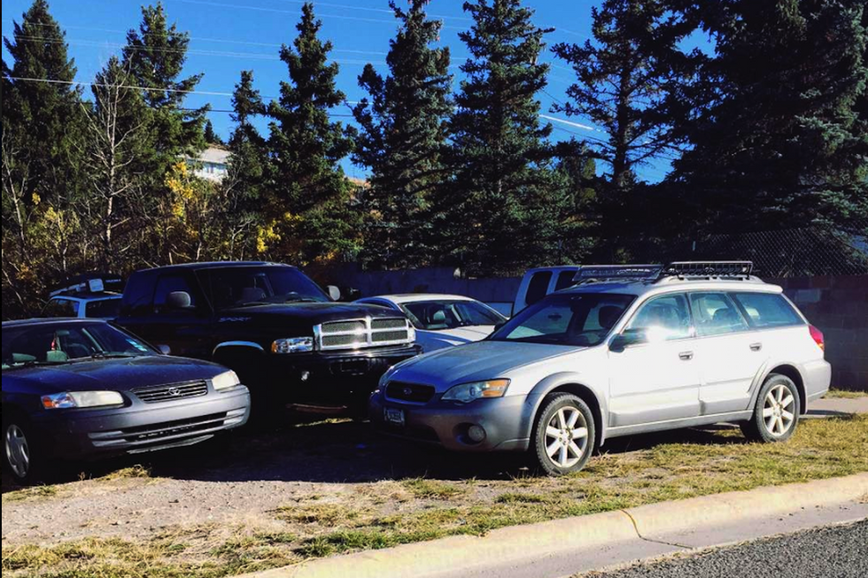 10 Things You Know If You're a Commuter Trying To Park On Campus