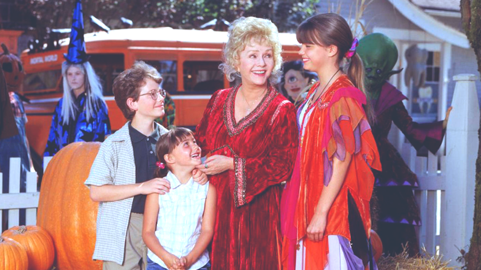 14 Halloween Movie Classics That Even College Kids Can't Outgrow