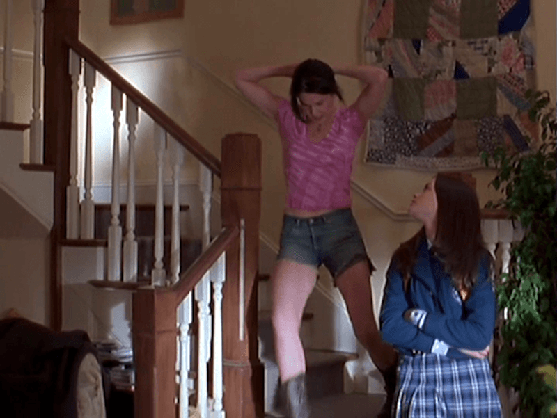 lorelai gilmore pink dress Lorelai in Pink : r/GilmoreGirls