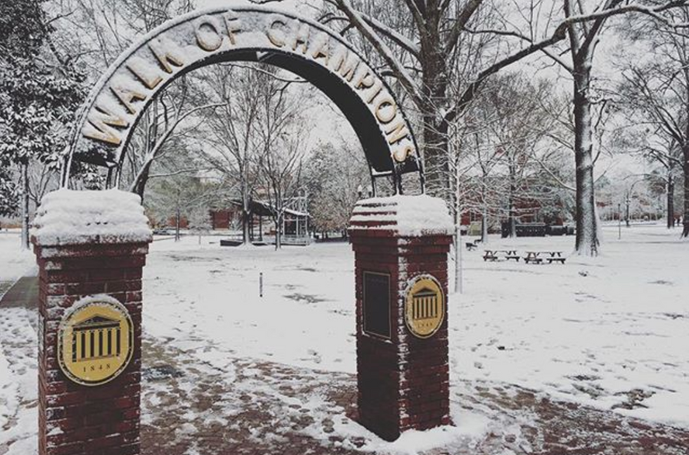 4 Things You'll Miss About Campus Over Christmas Break