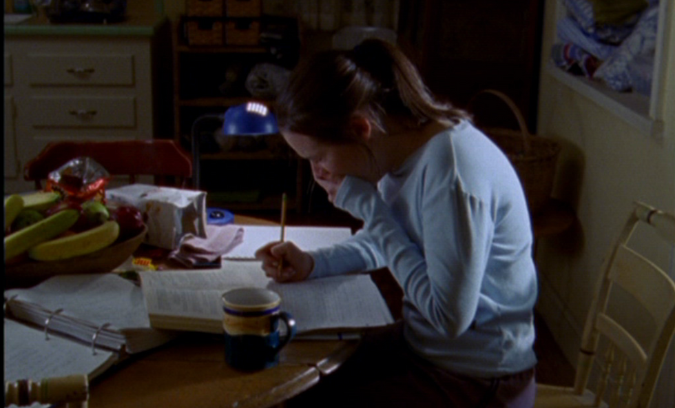 10 Thoughts Everyone Has During Finals Week As Told By Gilmore Girls