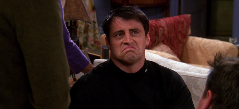 10 Struggles In College As Told By 'Friends'