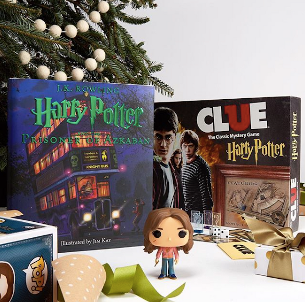 11 Classics Books To Read This Christmas