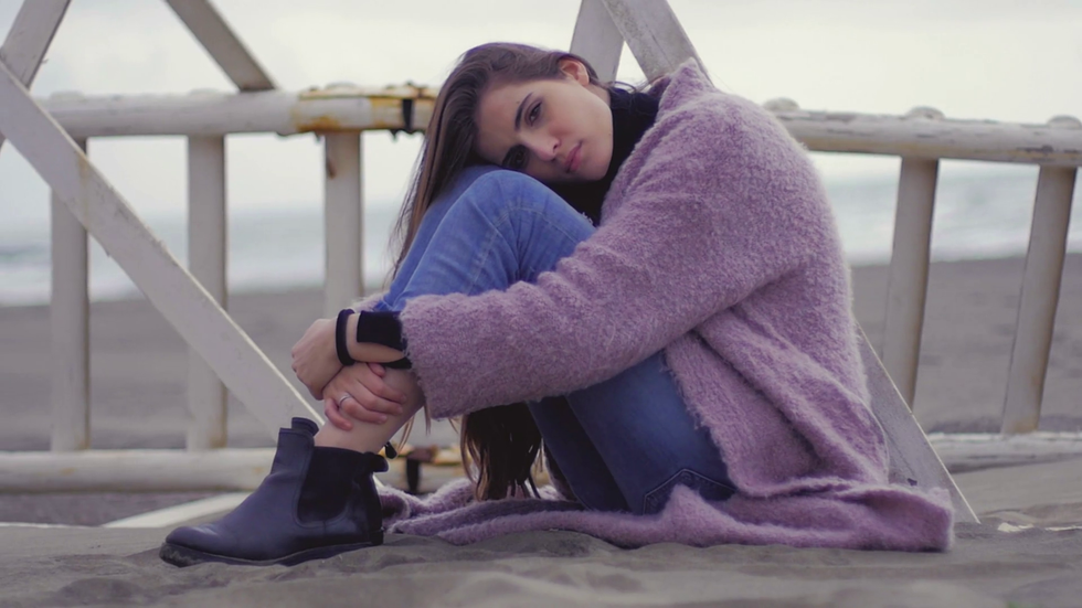 If You're The Girl Obsessed With Fixing Herself