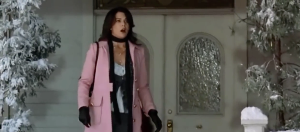 6 Reasons Why 'Gilmore Girls' PERFECTLY Captures The Holiday Season