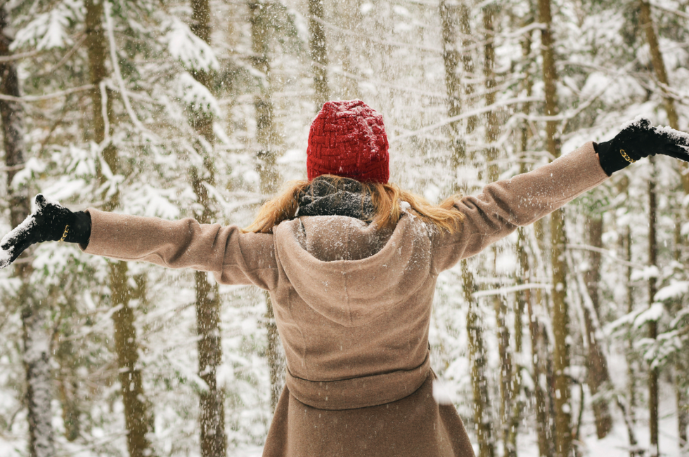 Single In The Storm Of Love Birds