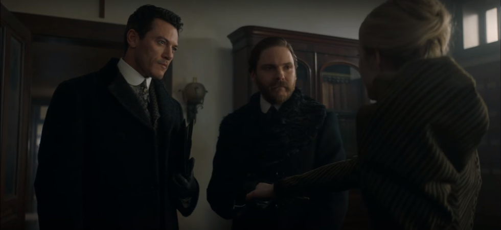 'The Alienist' A Review Of TNT's Daunting New Crime Drama