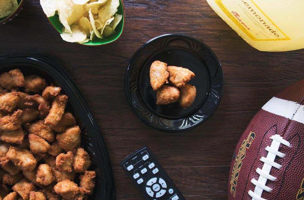 9 Reasons To Go To A Super Bowl Party Even If You Don't Care Who's Playing