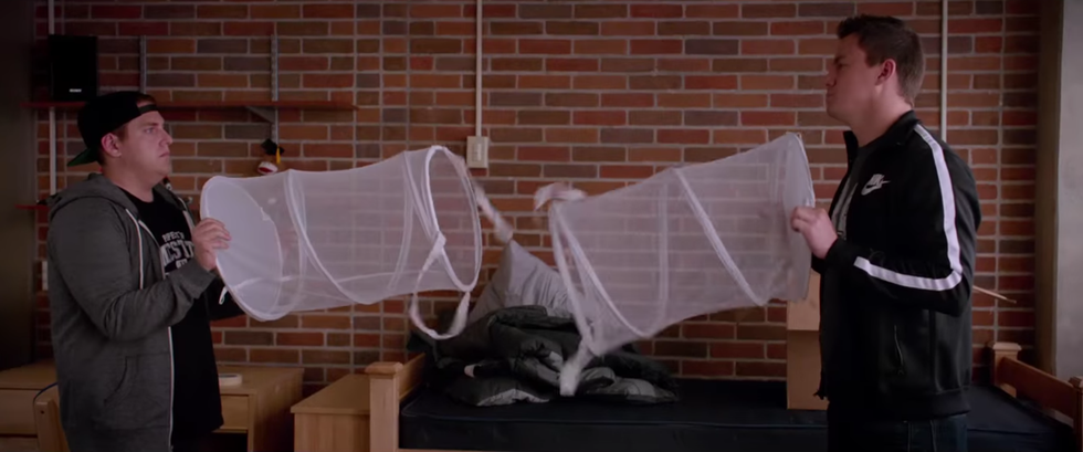 22 Signs You're 'All Over The Place' In College