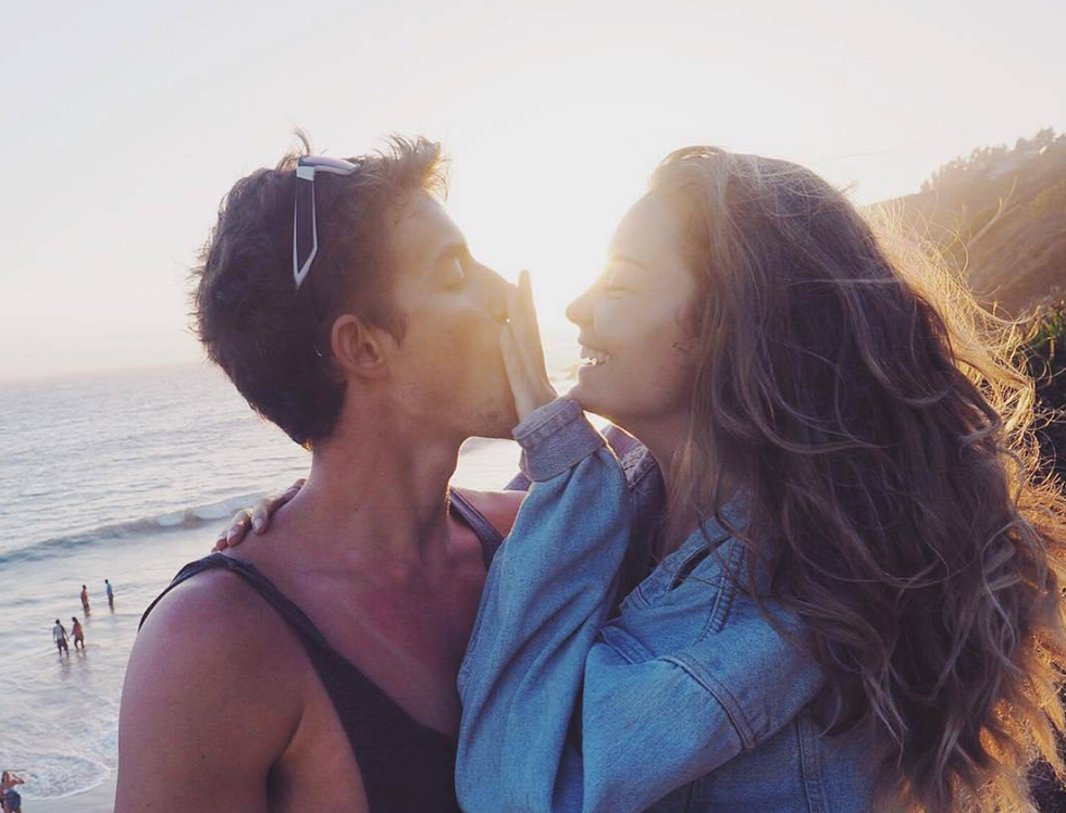 13 Relationship Red Flags You Should Be Looking Out For, Not To Make You Paranoid Or Anything