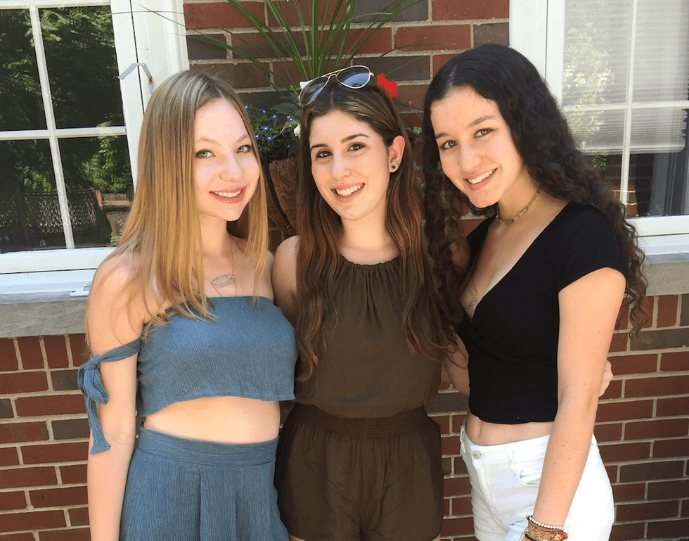 Home Freind Why Your Home Friends Are So Important | The Odyssey Online