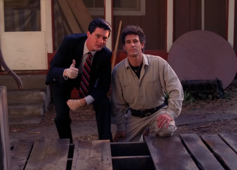 25 'Twin Peaks' .Gifs That Inexplicably But Undeniably Describe College Life