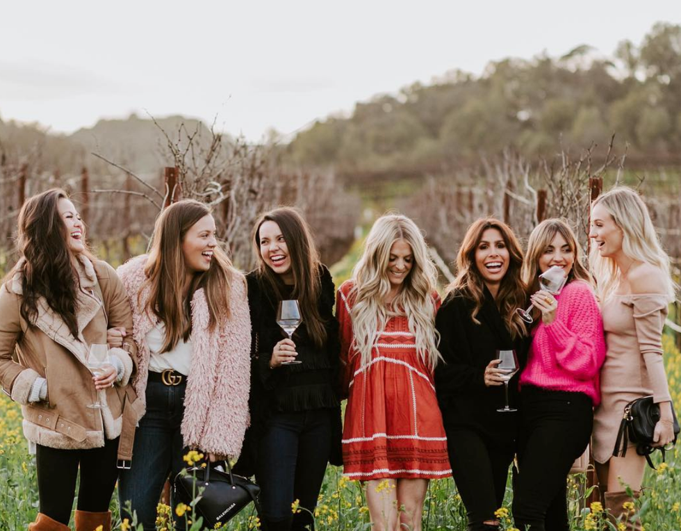 3 Types Of Relationships That You Inevitably Have In Your Life, But Only 1 Can Be Accurately Called A "Friend"