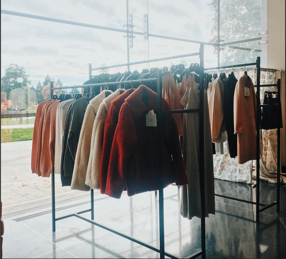 What To Consider When Picking Out An Outfit In College