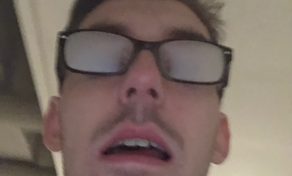 The Eye Chart Couldn't Prepare Me For These 9 Struggles While Wearing My Glasses Or Contacts