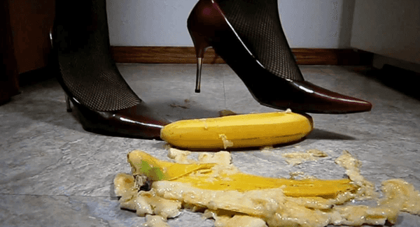 11 Ways To Respond To Unwanted D*ck Pics