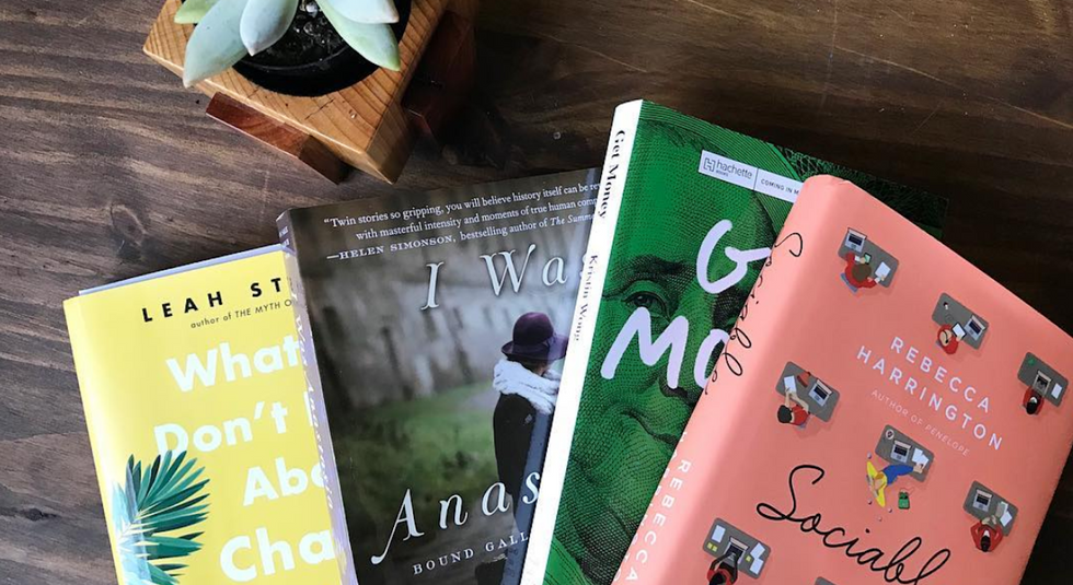 7 Things Book Lovers Judge Books On Other Than Their Covers