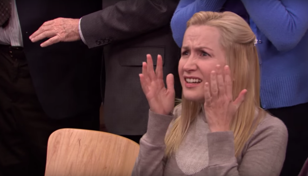 The 16 Hyped Up Phases Of Playing HQ, As Told By 'The Office'