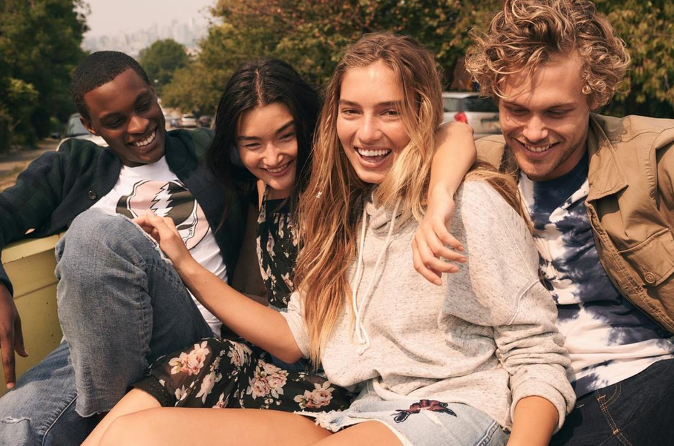 Ladies, Stop Putting Each Other Down Just Because A Guy Is Around