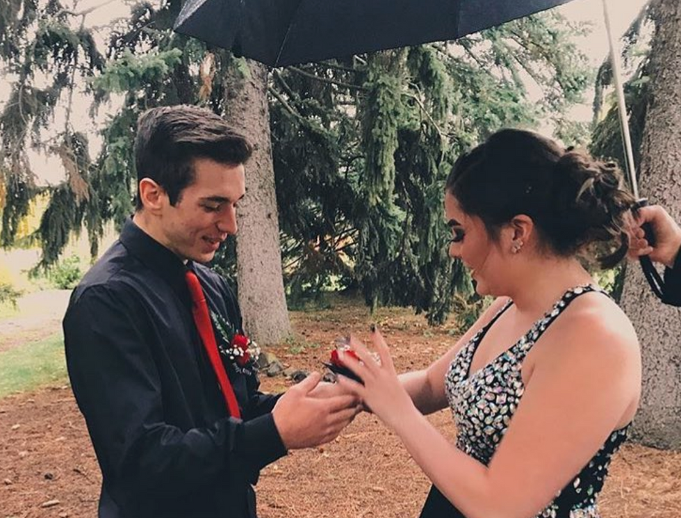 Leave Your S.O.'s Past Relationships In the Past, That Means The Prom