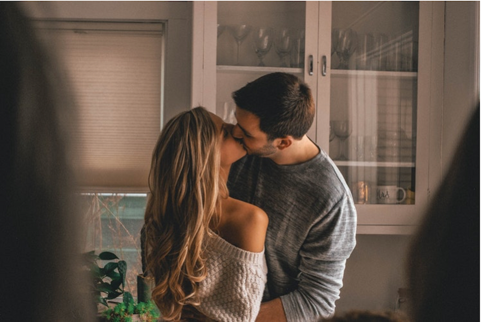 10 Dating Myths That Will Destroy Your Love Life If You Keep Believing Them