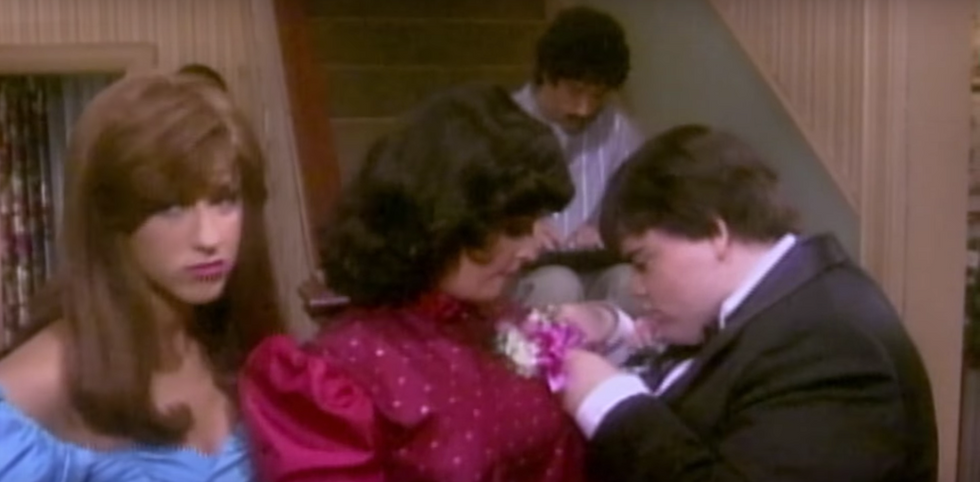 The One Where Some Gal Pals and Homeboys Recount Their Prom Experiences