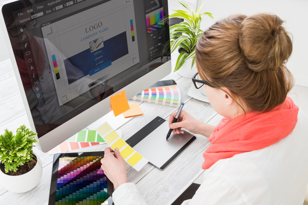 9 Websites All Graphic Designers Should Have Bookmarked