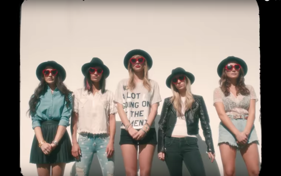 10 Ways Why Turning 22 Is As Miserable And Magical As Taylor Swift Says