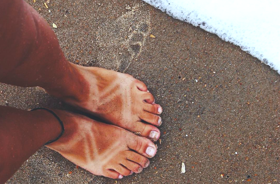 33 Basic Summer Bucket List Ideas For College Girls That Don't SUCK