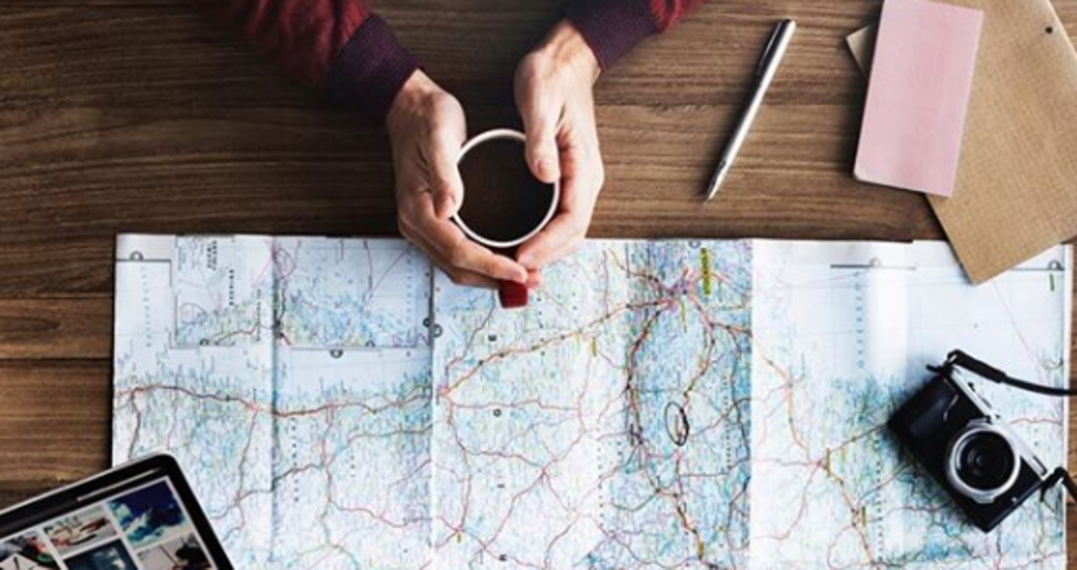 5 Lies You Tell Yourself To Get Through The Day, And You're Lying If You Say You Don't