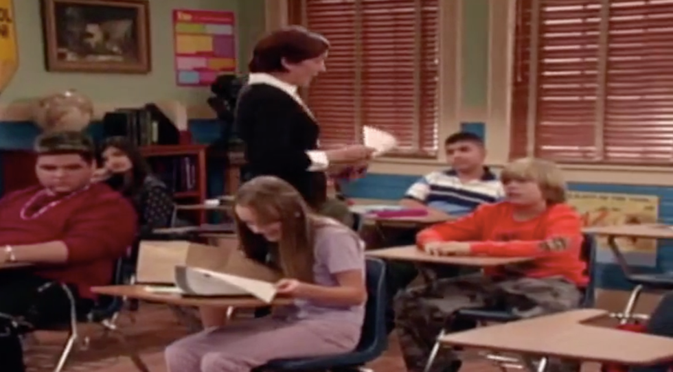 7 Stages Of Taking Summer Classes