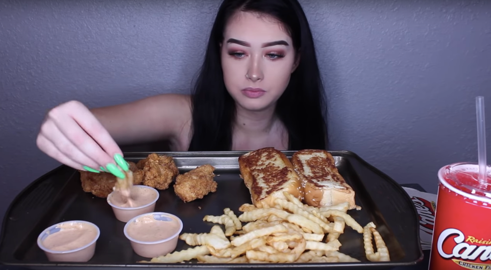 10 Reasons I'm A Raising Cane's 'Caniac' And Always Will Be