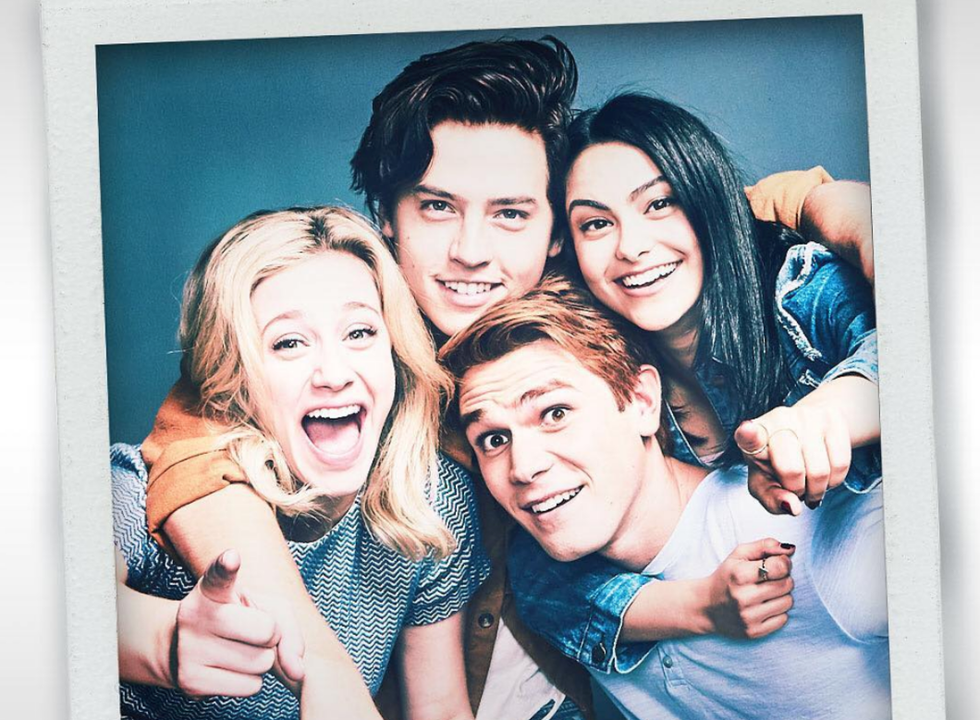 16 Things All College Students Think When They See People From High School