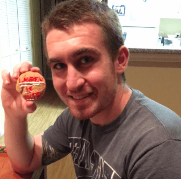He Sews Better Than Your Mom And 19 Other Signs That Your Boyfriend Doubles As A Housewife