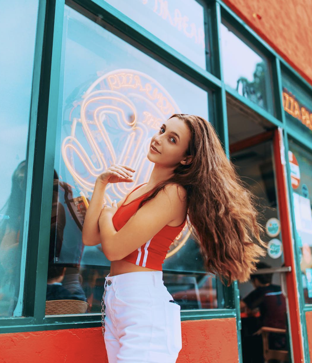 Emma Chamberlain Is Taking Over The Internet And Honestly, I'm Okay With It