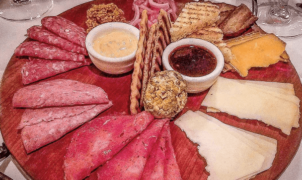 6 Places To Eat In MHK That You Won't Want To Miss When The Semester Starts