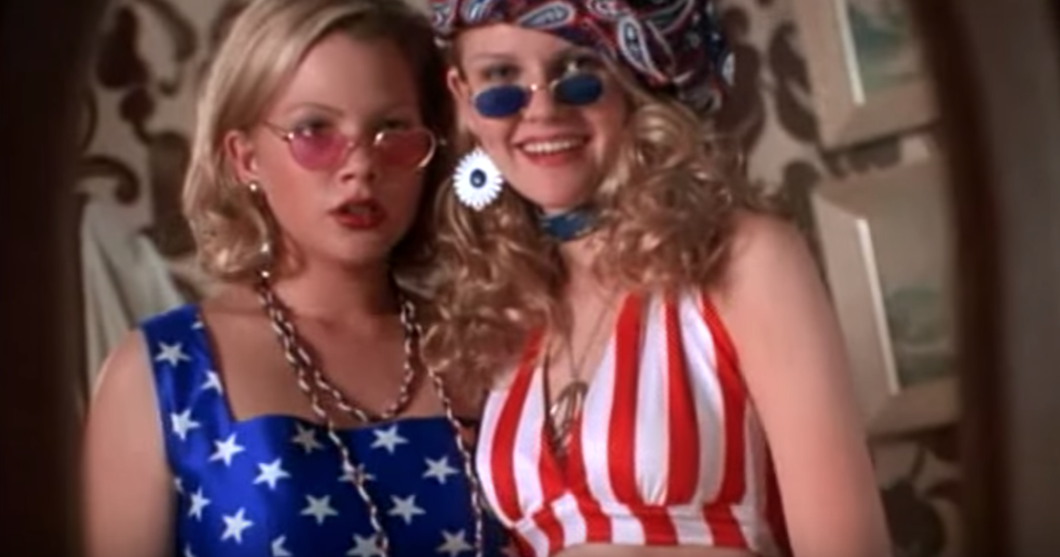 15 Times You're Treating The US Flag Disrespectully