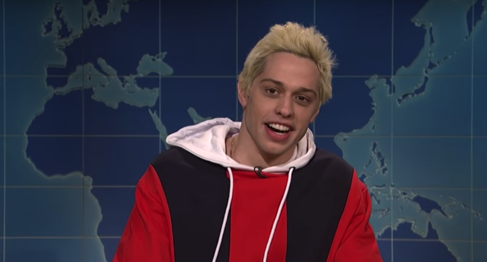 Pete Davison Puts The 'L' In 'SNL' By Joking About Putting Tic Tacs In Ariana Grande's Birth Control