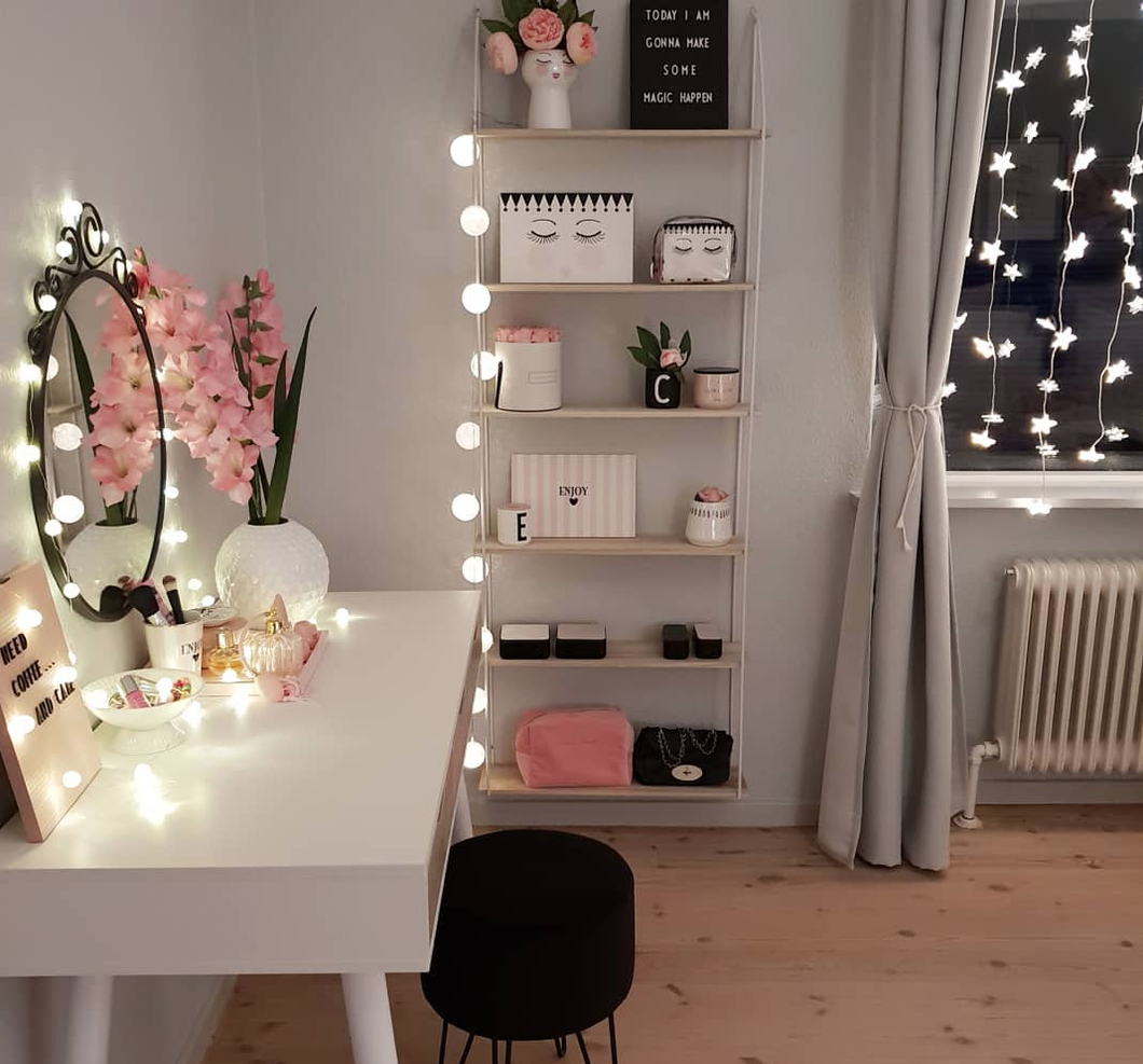 14 Things To Buy For The Girl That Is Obsessed With Hair And Makeup