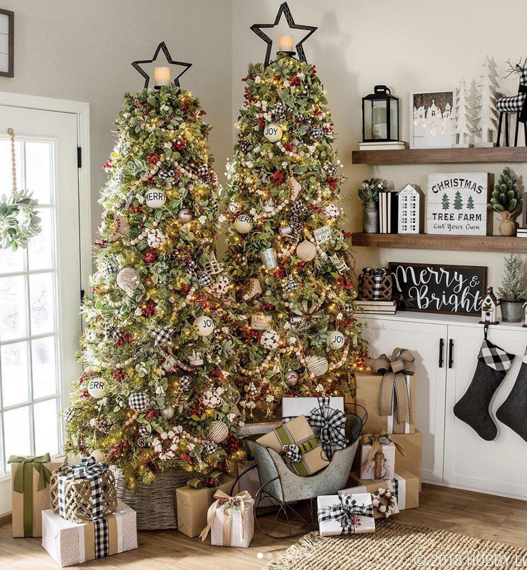 A Very Basic Christmas Wishlist From A 20-Year-Old Female