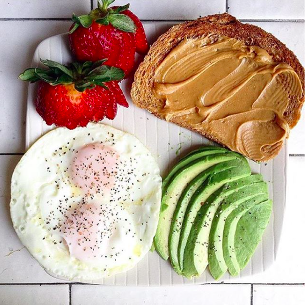 5 Easy Ways To Stay Healthy When Your Schedule Won't Allow It