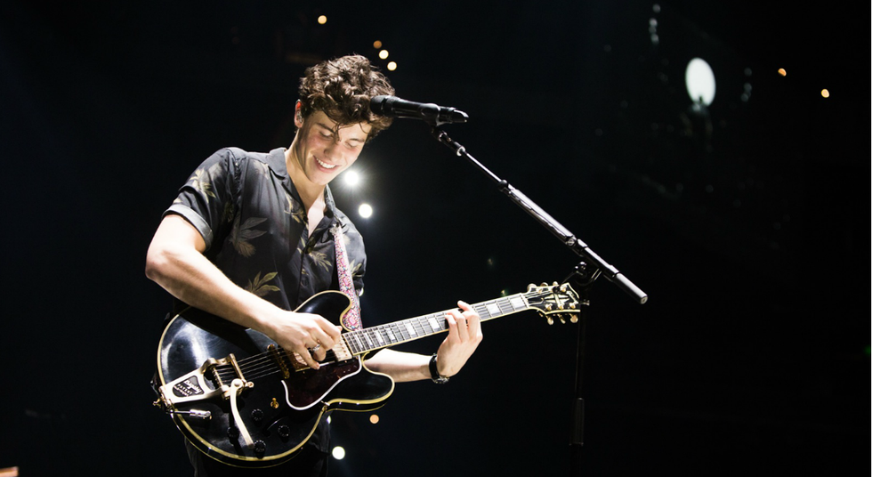 Shawn Mendes' Response To Gay Rumors Doesn't Exactly Help Him