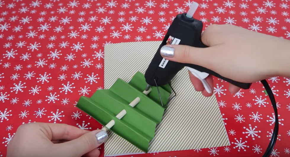 Go Green And Save Money With These 9 Recycled Handmade Gift Ideas