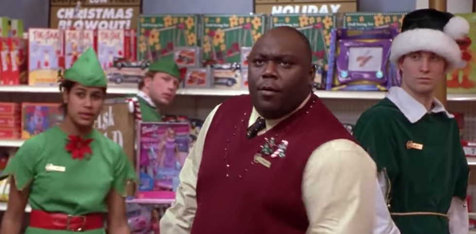 Tell Customer Service Employees These 8 Things To Make Their Day 100% Better During The Holidays