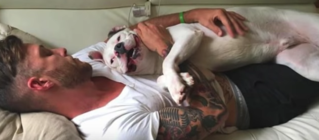 Guys, Stop Doing These 7 Things On Tinder