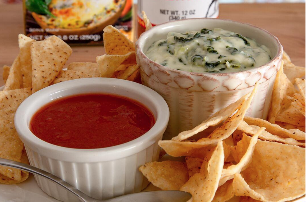 10 Frozen Meals To Buy At Trader Joe's That Will Cure You From Ever Going To Walmart Again