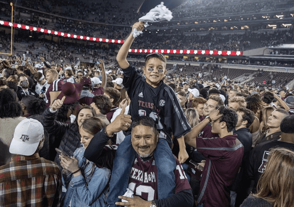 12 Ways Catholic Mass Is Basically The Same As An Aggie Football Game