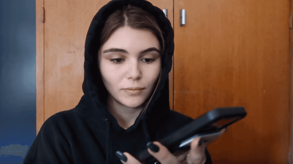 Olivia Jade Shouldn't Be Slammed On Twitter, Yet She Deserves To Know Her Impact